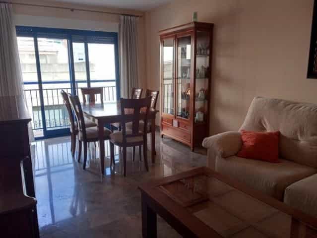 Condominium in Gandia, Valencia 10094120