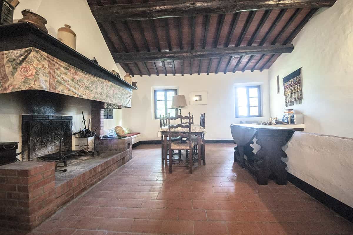 Condominium in Palaia, Tuscany 10094144