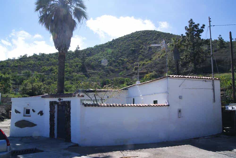 House in Cruz de Tea,  10094168