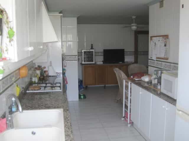 Condominio en Gandia, Valencia 10094191