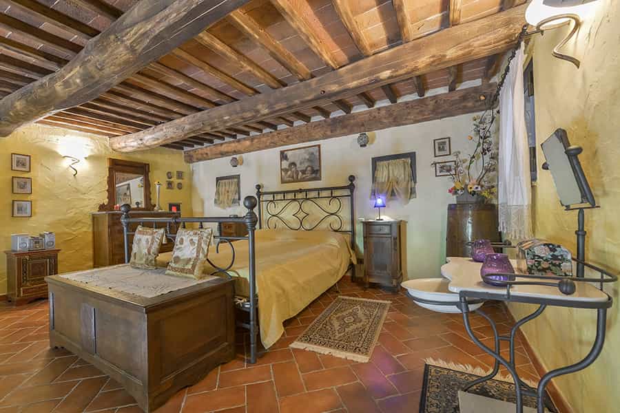 房子 在 Gaiole In Chianti, Tuscany 10094245
