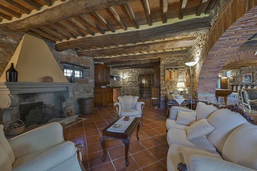 жилой дом в Gaiole In Chianti, Tuscany 10094245