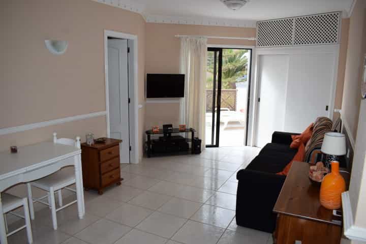 Condominium in El Abrigo, Canarische eilanden 10094246