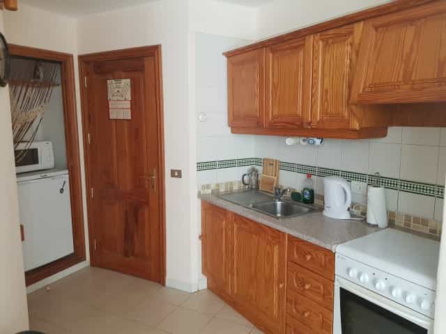 Condominium in El Abrigo, Canary Islands 10094248