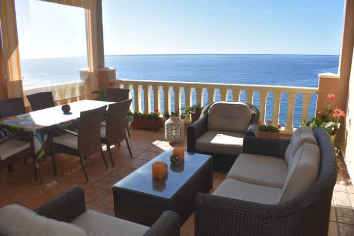 Condominium in El Abrigo, Canary Islands 10094249