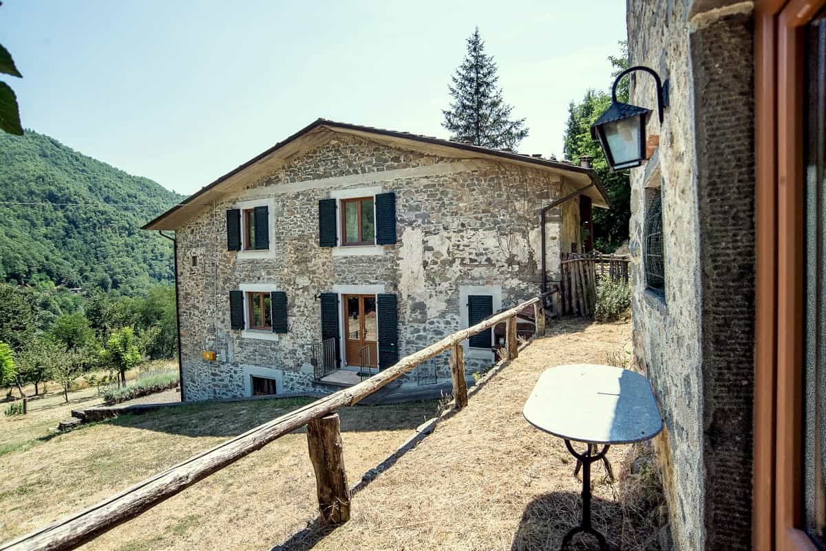 Talo sisään Barga, Toscana 10094253