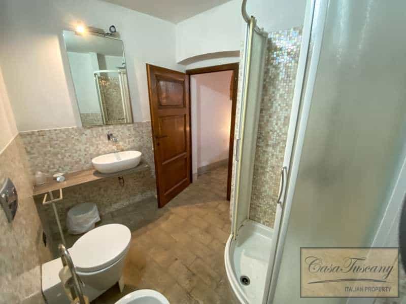 Condominium in Casciana Terme, Tuscany 10094276