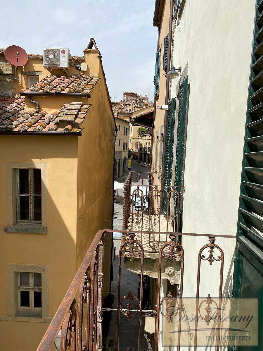 Condominium in Cortona, Tuscany 10094284