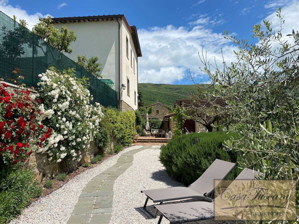 بيت في Cortona, Tuscany 10094285