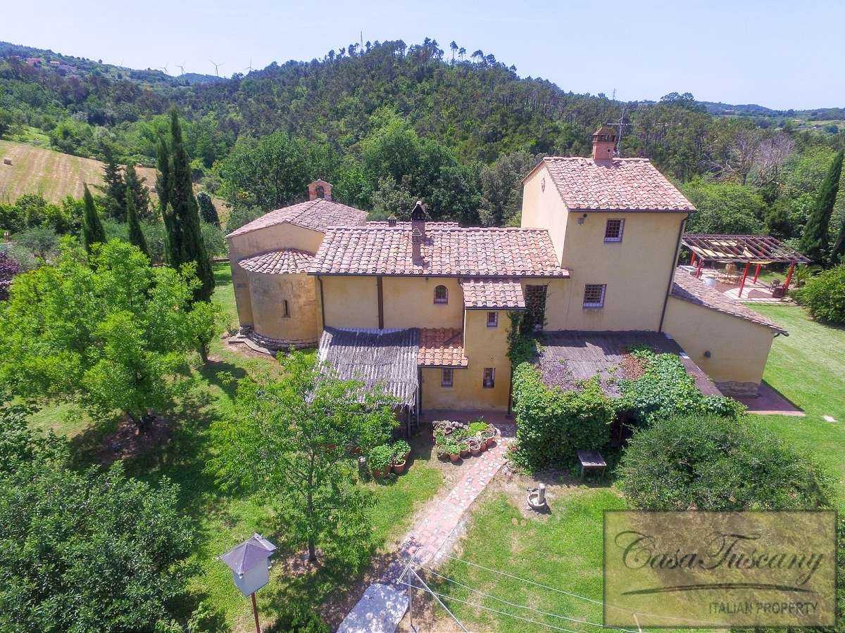 Hus i Casciana Terme, Tuscany 10094308