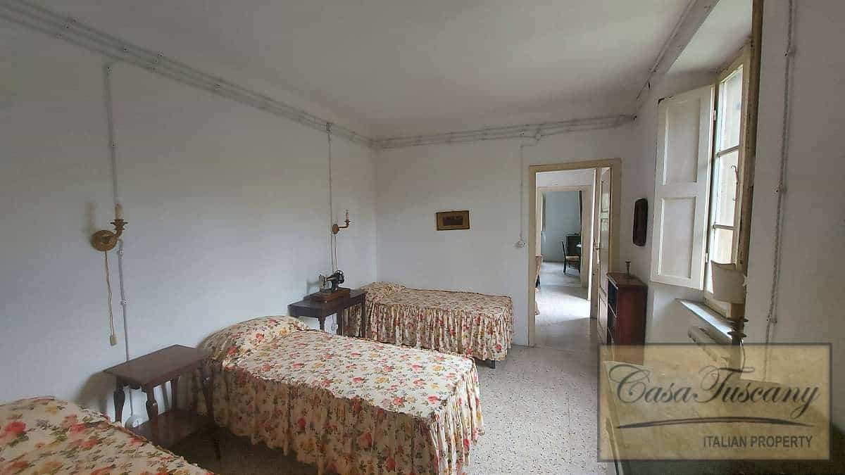 жилой дом в Bagni Di Lucca, Tuscany 10094327
