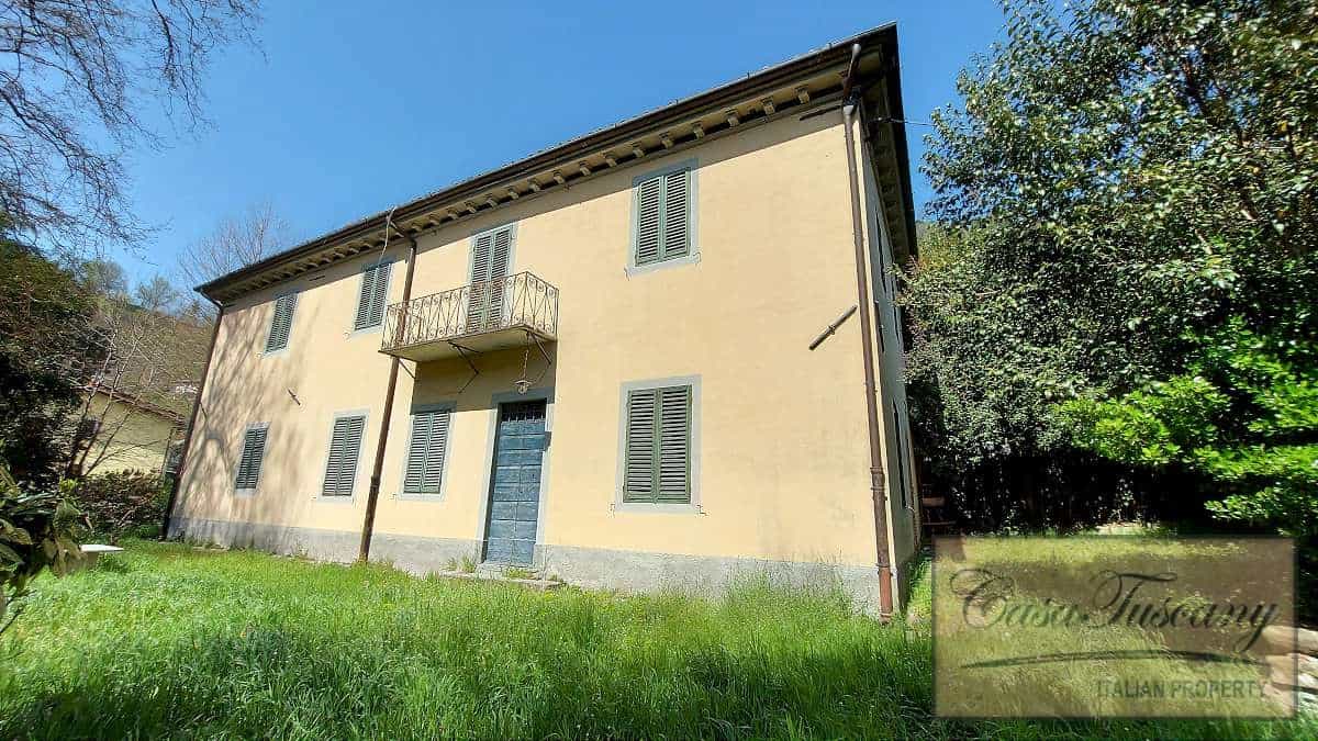 Talo sisään Bagni di Lucca, Toscana 10094327