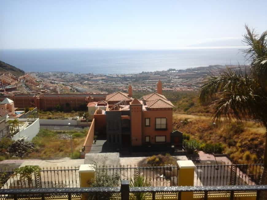 House in Arona, Canary Islands 10094329