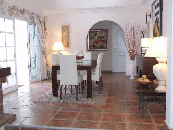 House in Valle San Lorenzo,  10094335