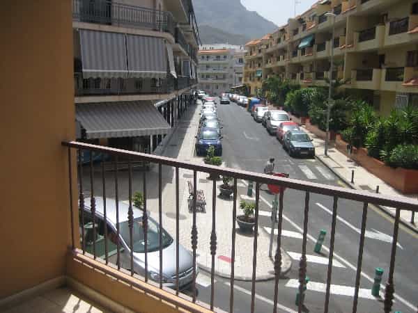 Condominium in Adeje, Canary Islands 10094355
