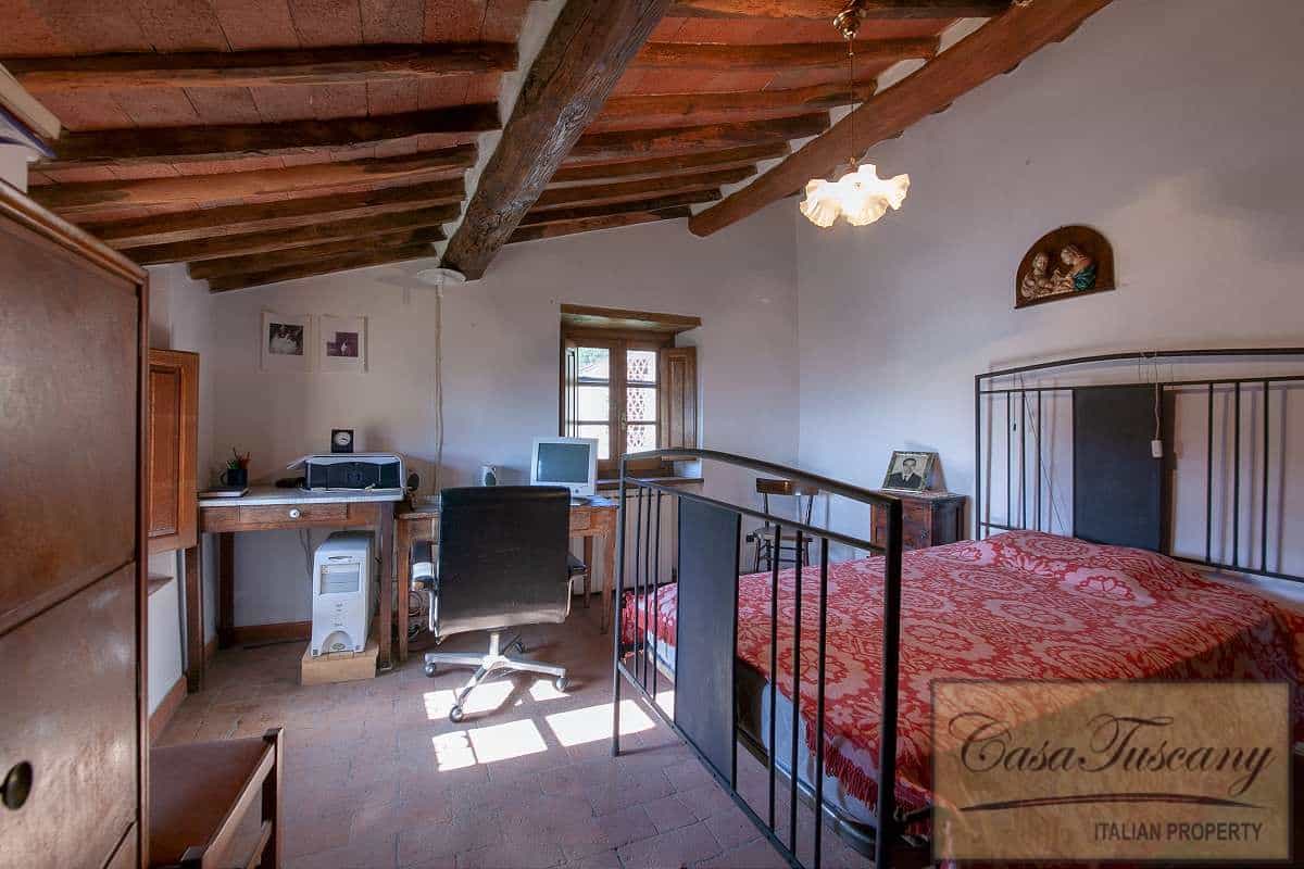 House in Capannori, Tuscany 10094375