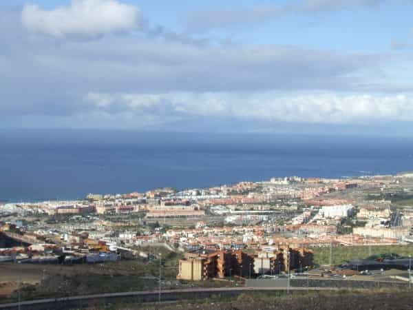 Tierra en Arona, Islas Canarias 10094378