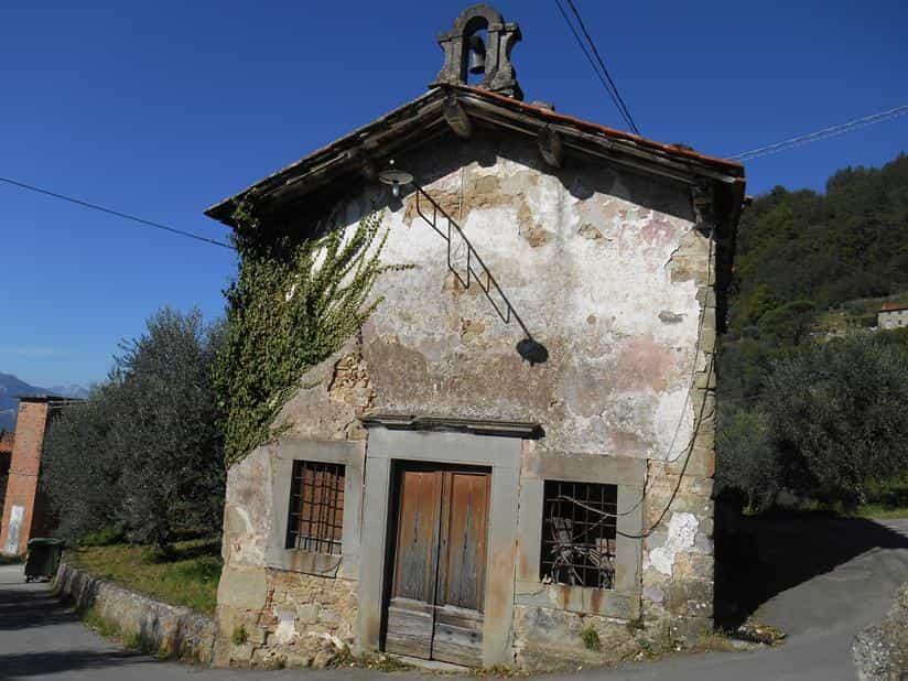 بيت في Bagni Di Lucca, Tuscany 10094422