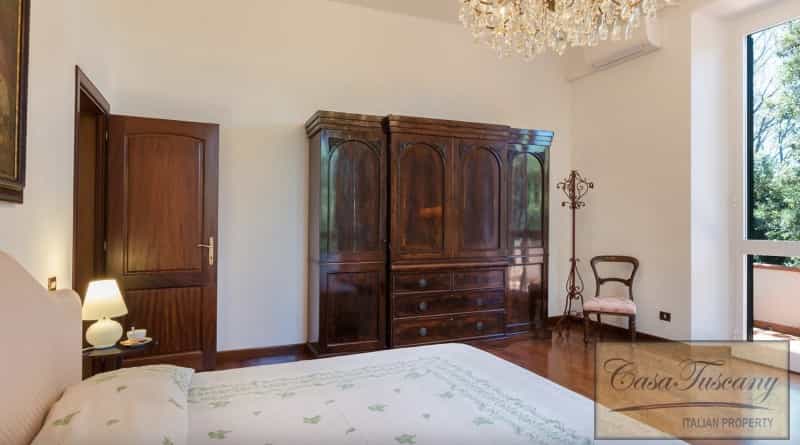 House in Castiglioncello, Tuscany 10094426