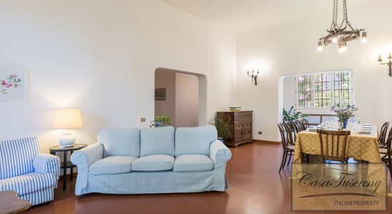 بيت في Castiglioncello, Tuscany 10094426