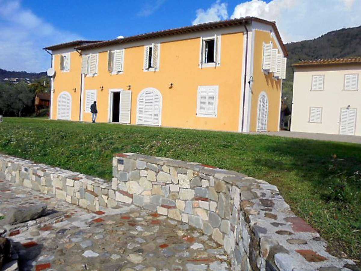 بيت في Capannori, Tuscany 10094432