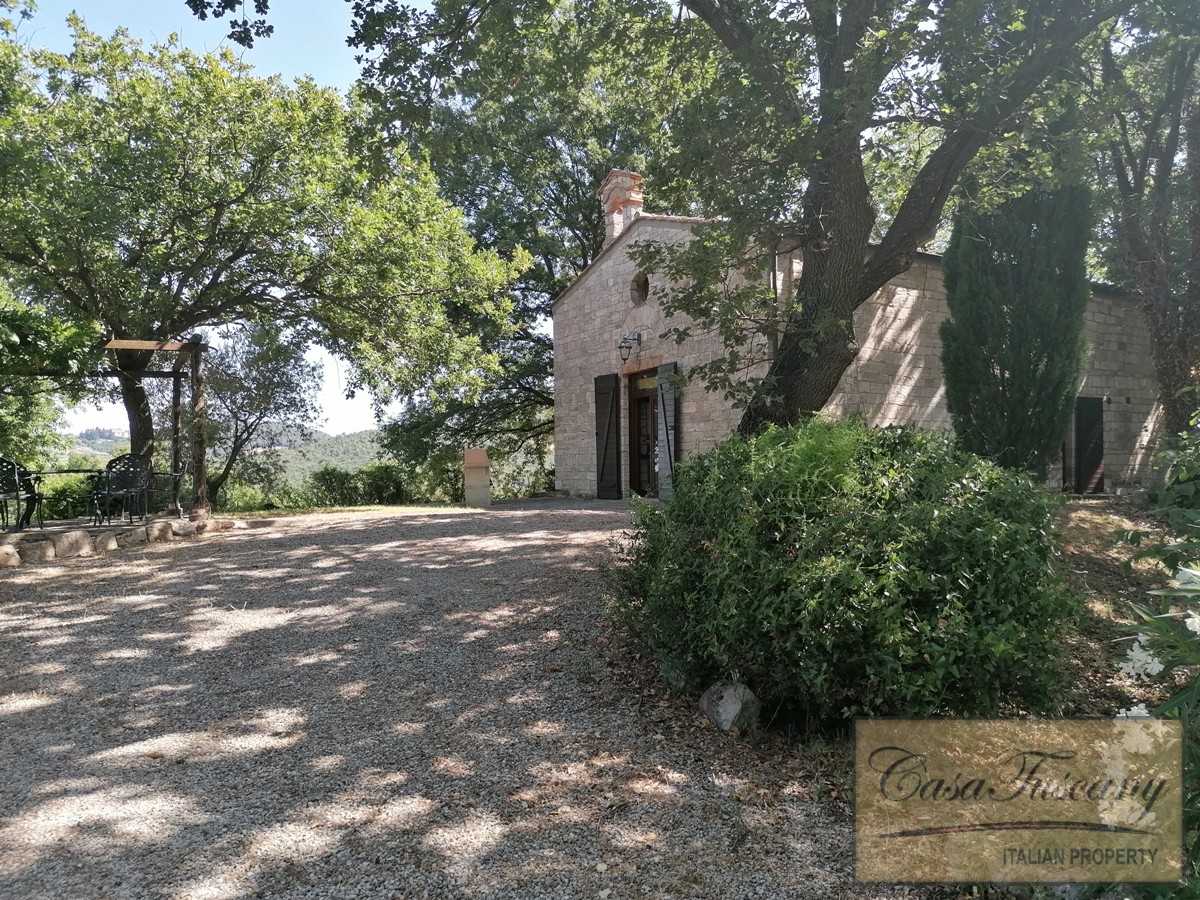 House in Volterra, Tuscany 10094433