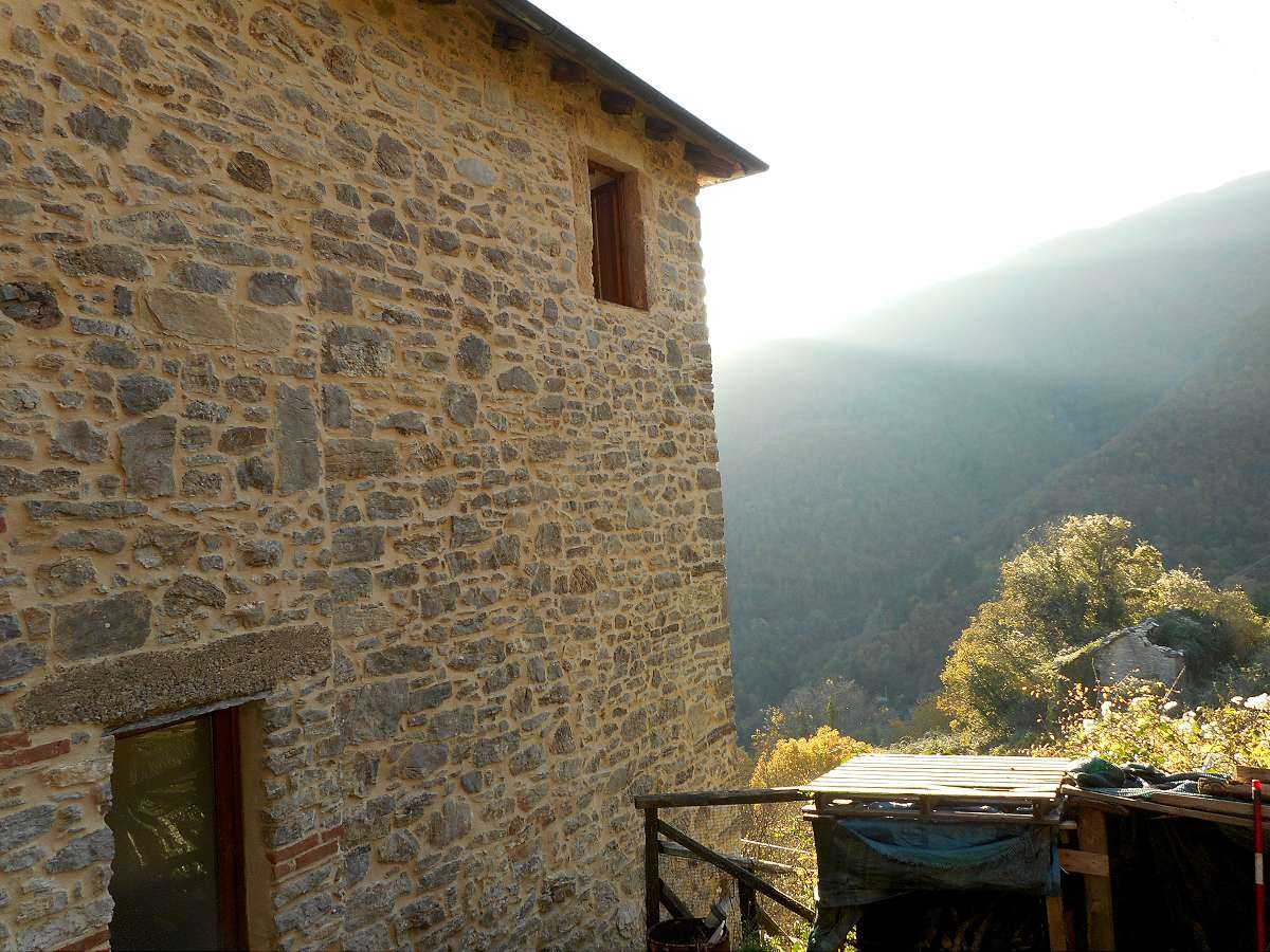 Rumah di Vallico Di Sopra, Tuscany 10094452