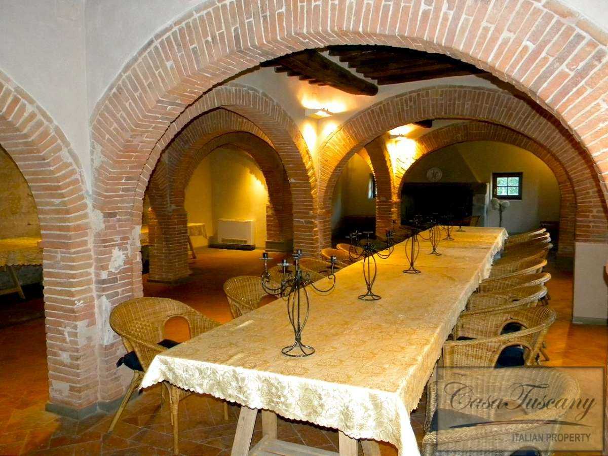 Eigentumswohnung im Calcinaia, Tuscany 10094456