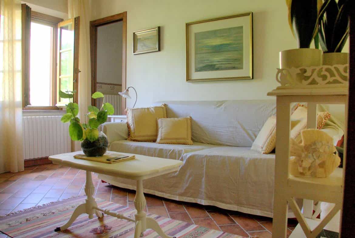 بيت في Lari, Tuscany 10094473