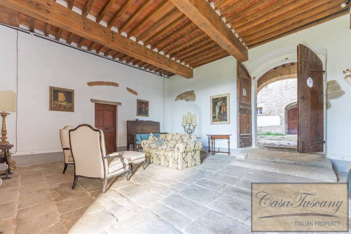 بيت في Arezzo, Tuscany 10094474