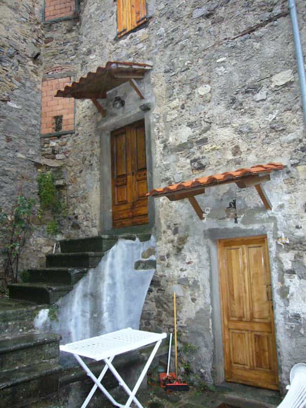 House in Bagni di Lucca, Tuscany 10094478