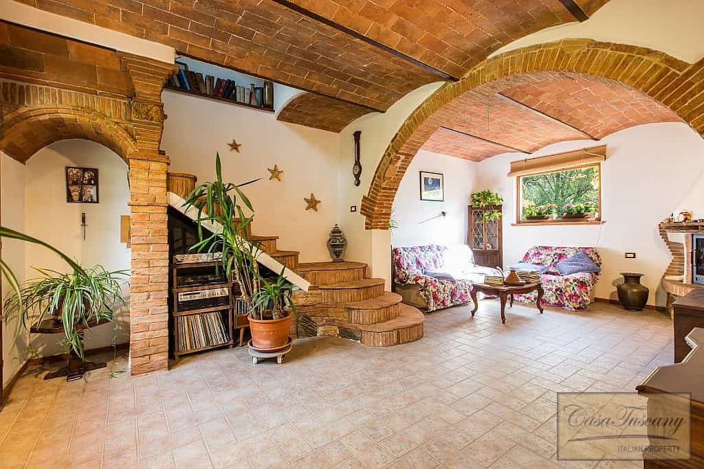 بيت في Terrcicciola, Tuscany 10094485
