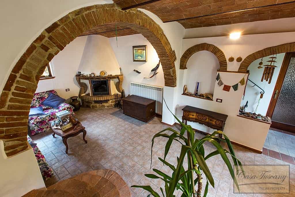 بيت في Terrcicciola, Tuscany 10094485