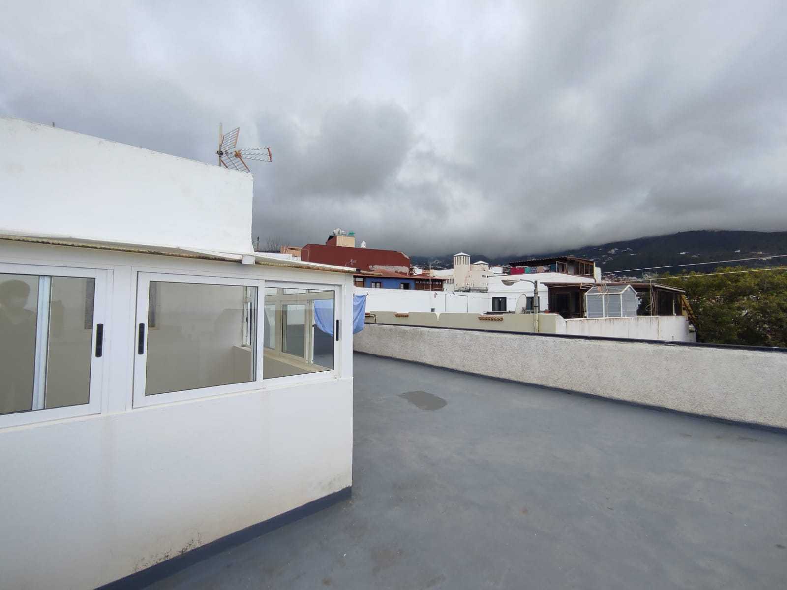σπίτι σε Icod de Los Vinos, Tenerife 10094500
