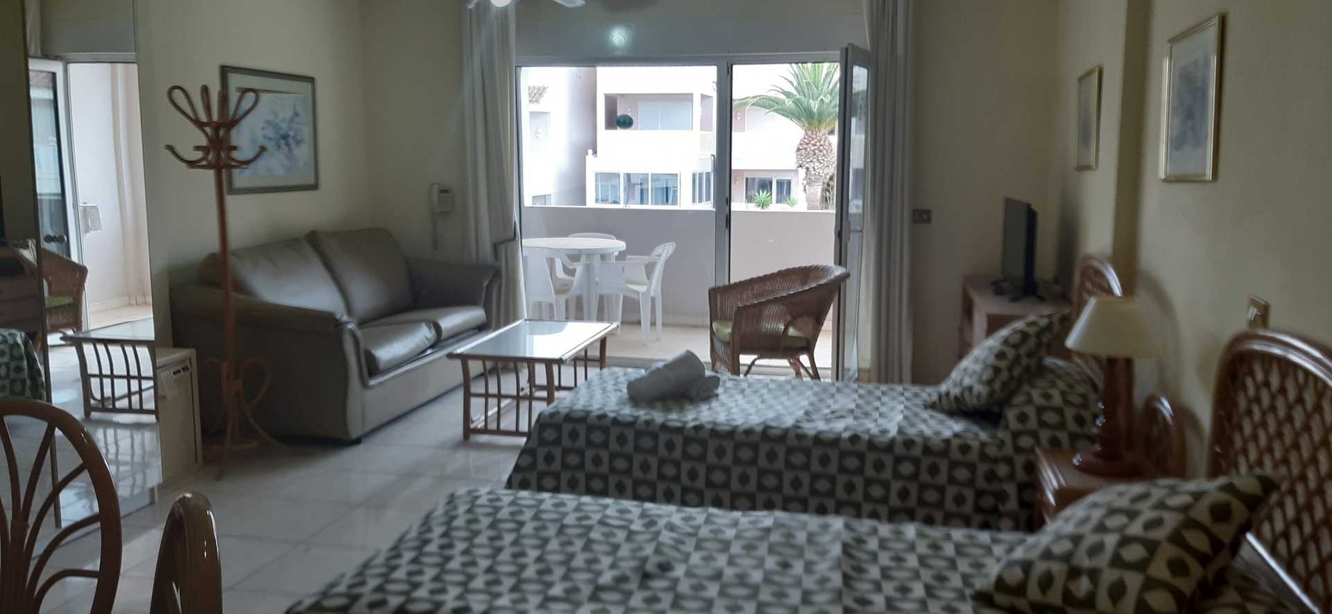 Condominium in Arona, Tenerife 10094505