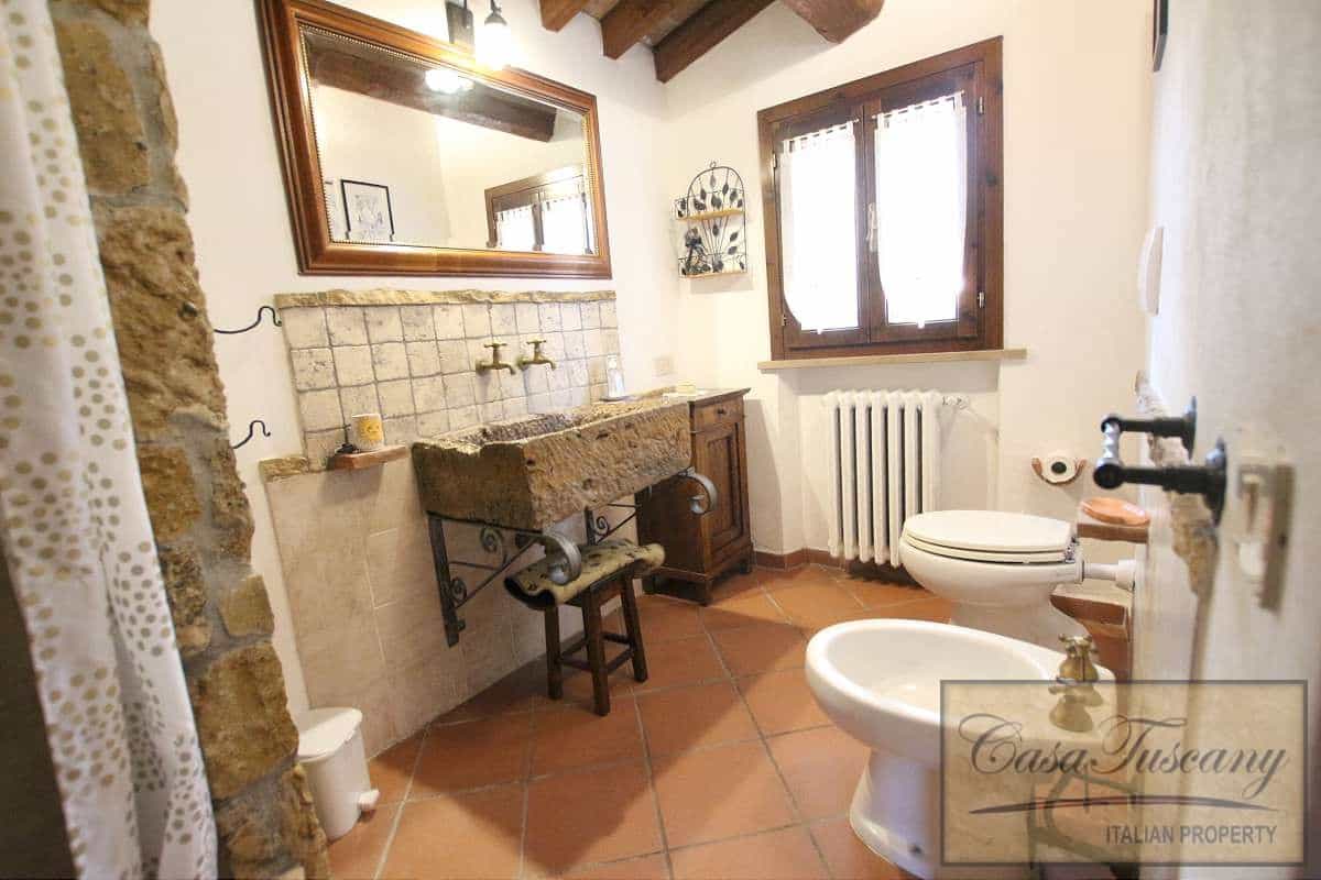 casa en Montescudaio, Tuscany 10094512