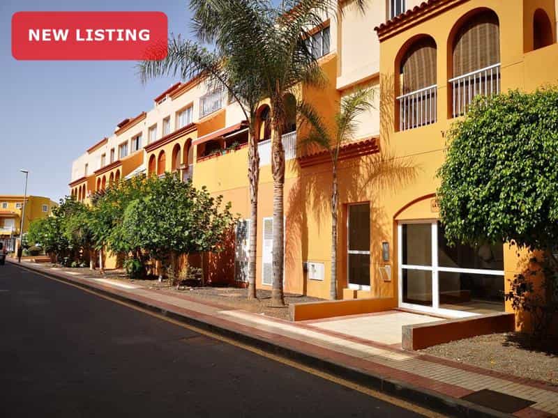 Condominium in Cabo Blanco, Canary Islands 10094517