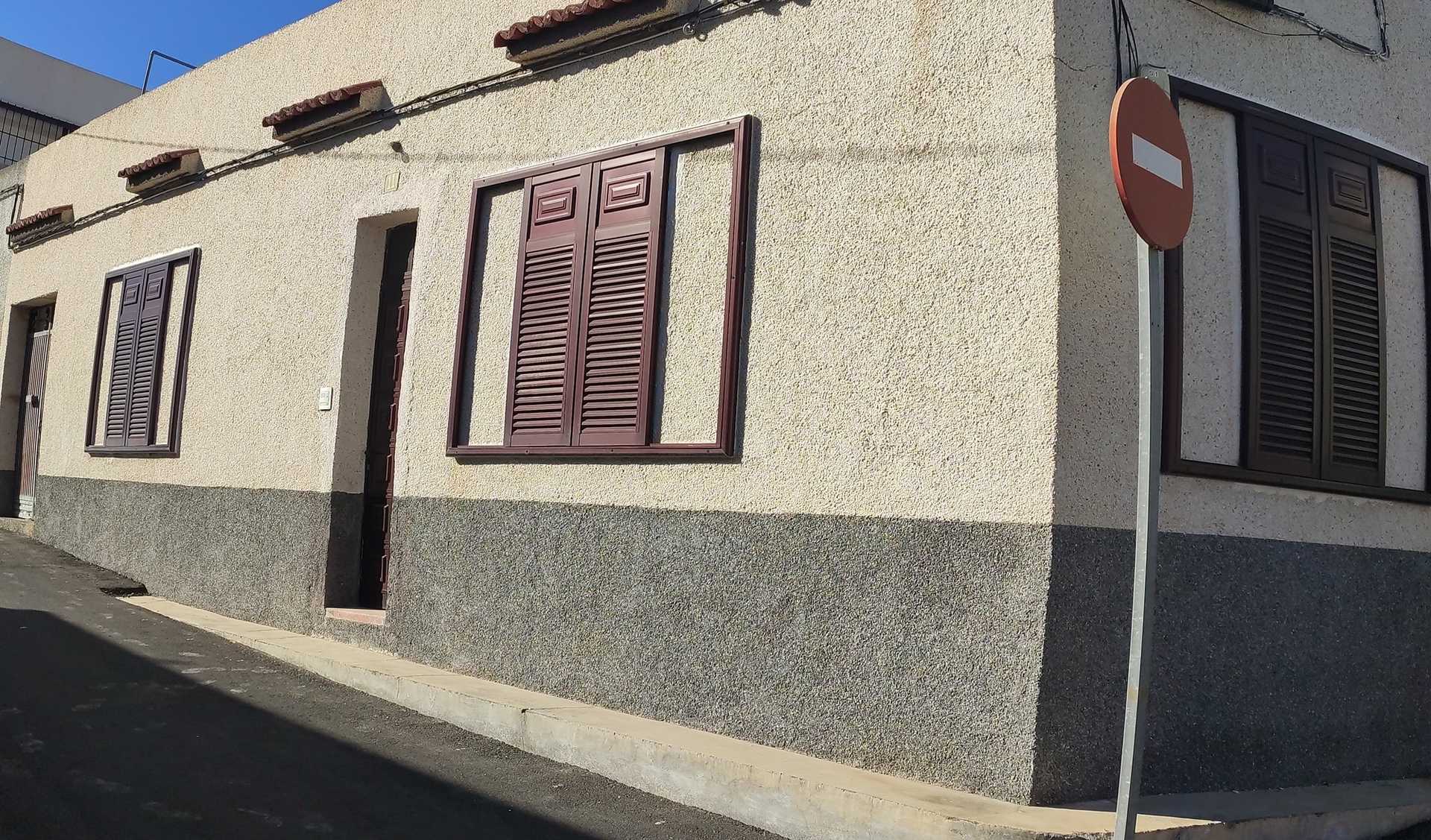 房子 在 聖地亞哥·德爾·泰德, 加那利群島 10094529