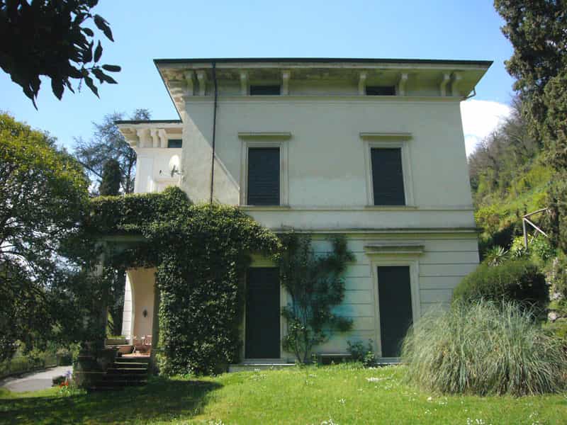 Talo sisään Bagni di Lucca, Toscana 10094536