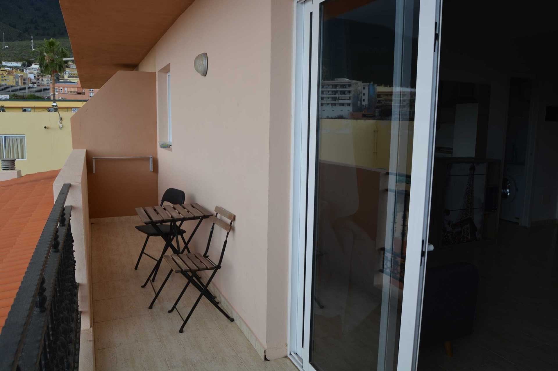 Квартира в Adeje, Tenerife 10094558