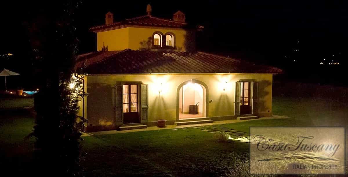 House in Cortona, Tuscany 10094576