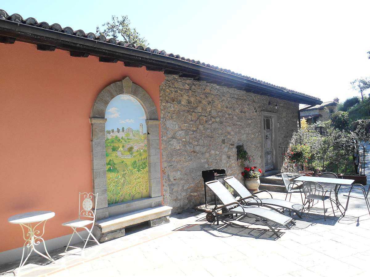 Dom w Molazzana, Tuscany 10094593