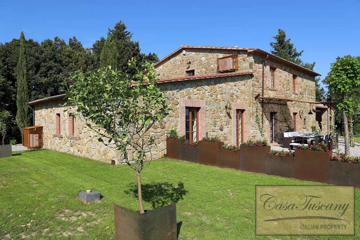 집 에 Montecatini Val Di Cecina, Tuscany 10094619