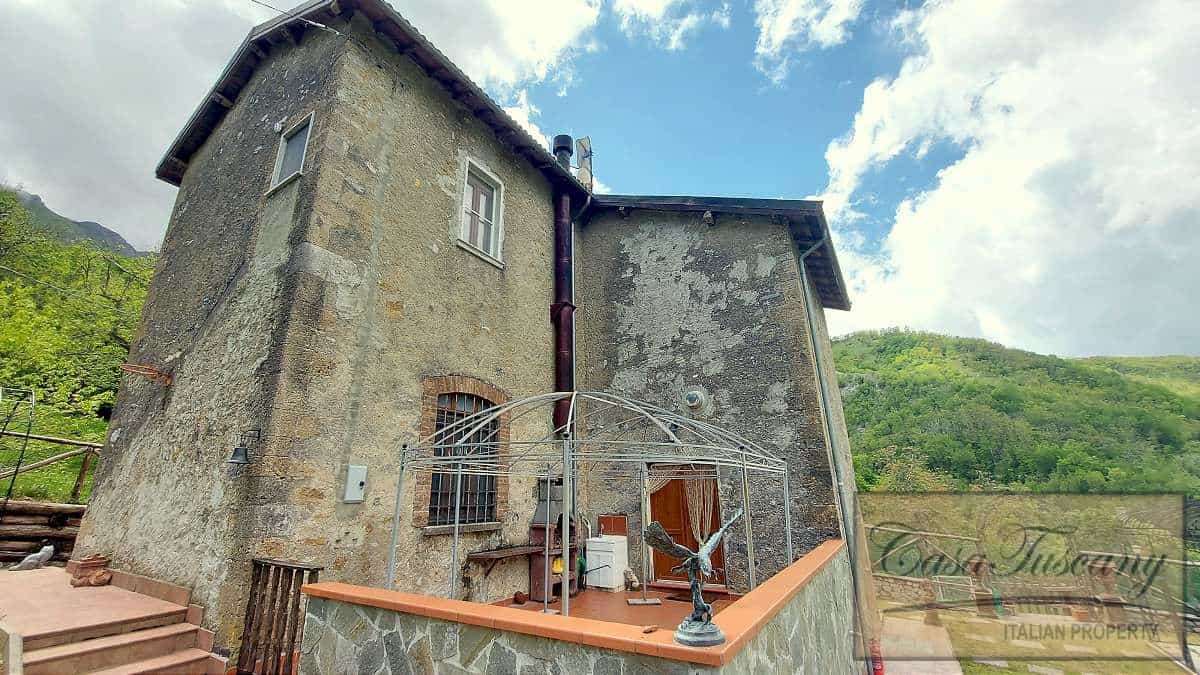 मकान में Molazzana, Tuscany 10094625
