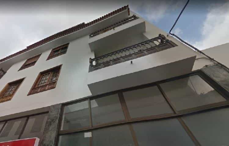 Condominium in El Amparo, Canarische eilanden 10094678