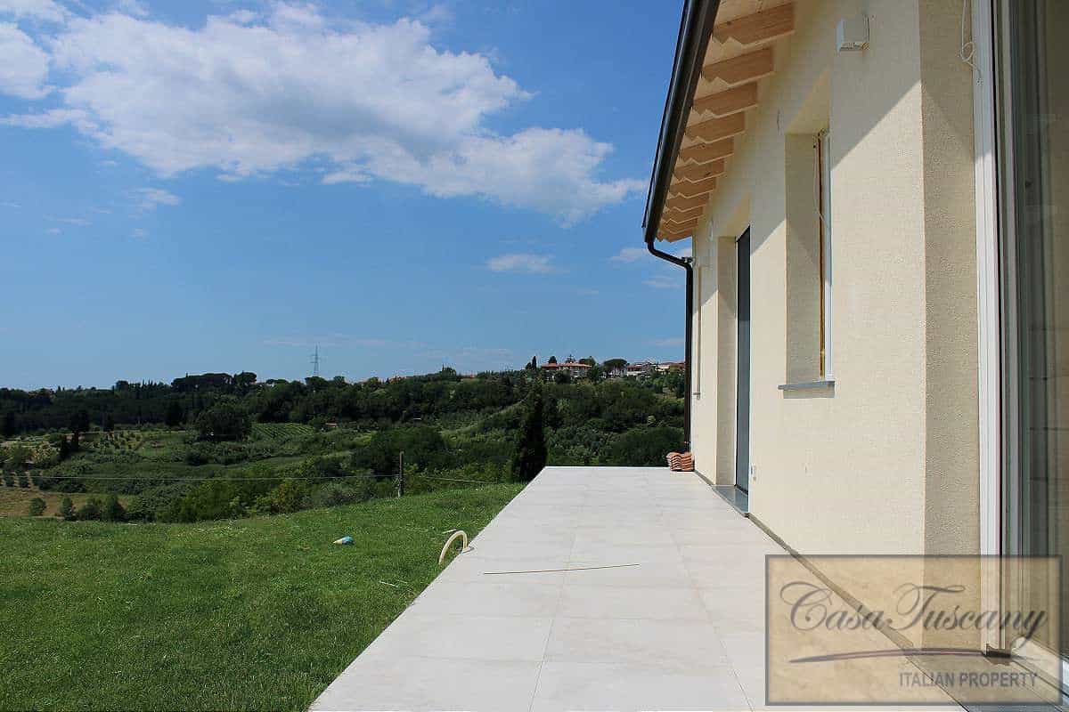 Rumah di Capannoli, Tuscany 10094683