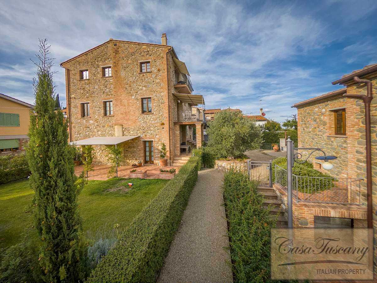 Condominium in Laiatico, Tuscany 10094689