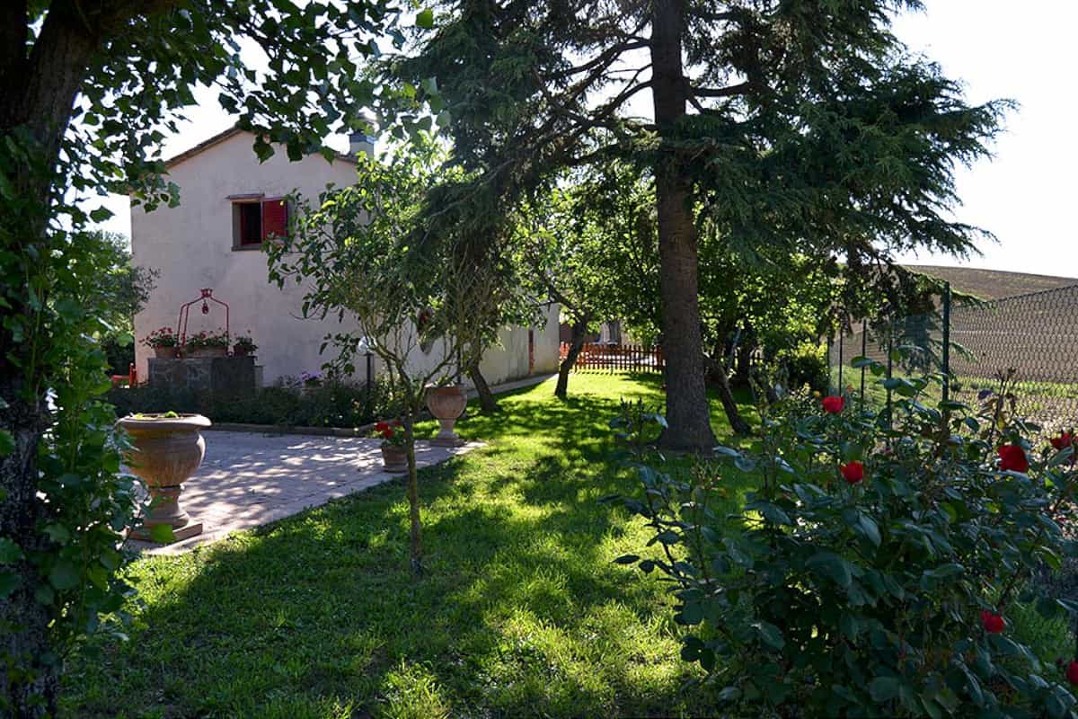 Dom w Cortona, Tuscany 10094695