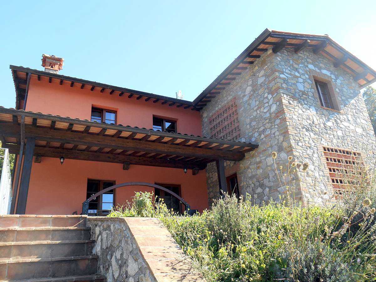 House in Bagni di Lucca, Tuscany 10094697
