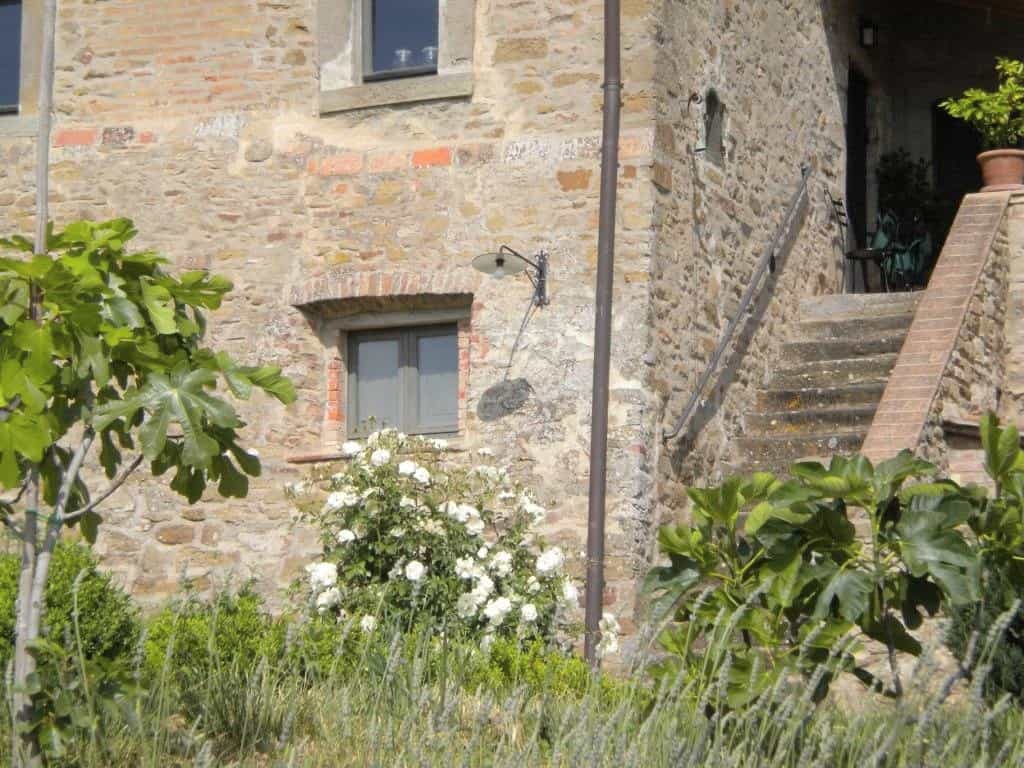 عمارات في Cortona, Tuscany 10094701